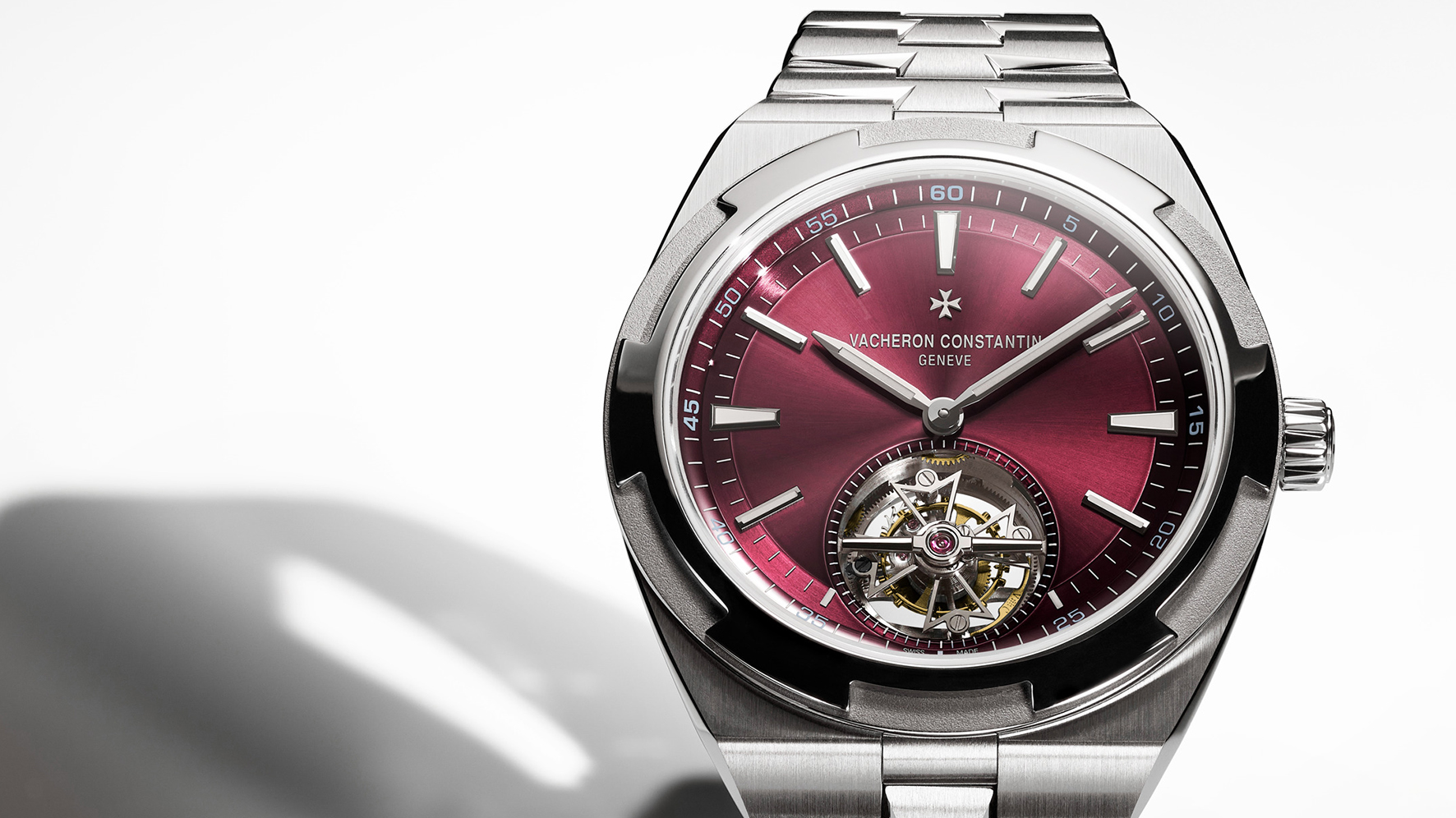 Overseas_tourbillon_6000V_210T-H179_stillLife_Kopie.jpg