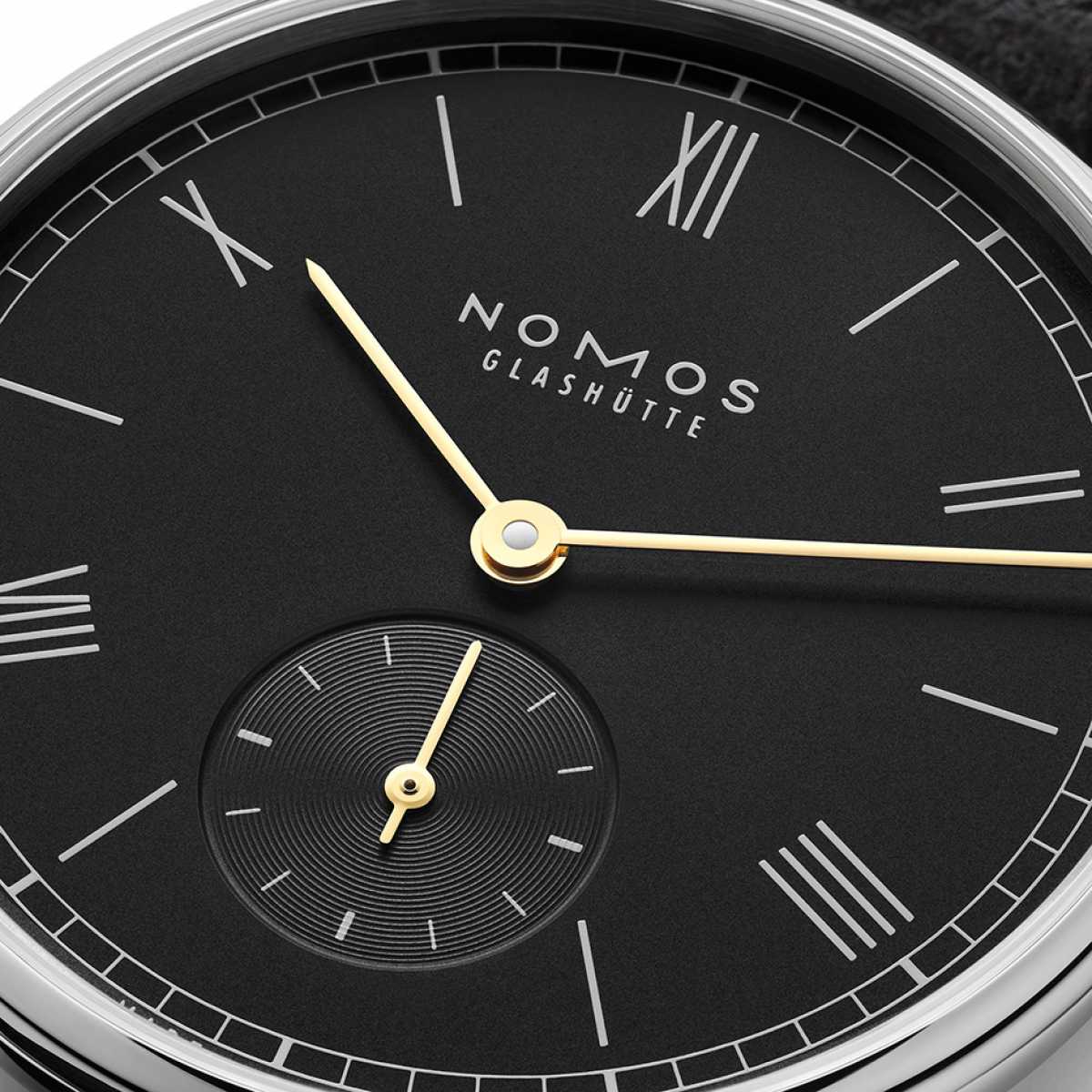 Nomos Glashütte - Ludwig 33 noir